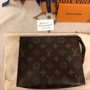 LV Toiletry Pouch 19 Monogram (BNIB + Receipt)